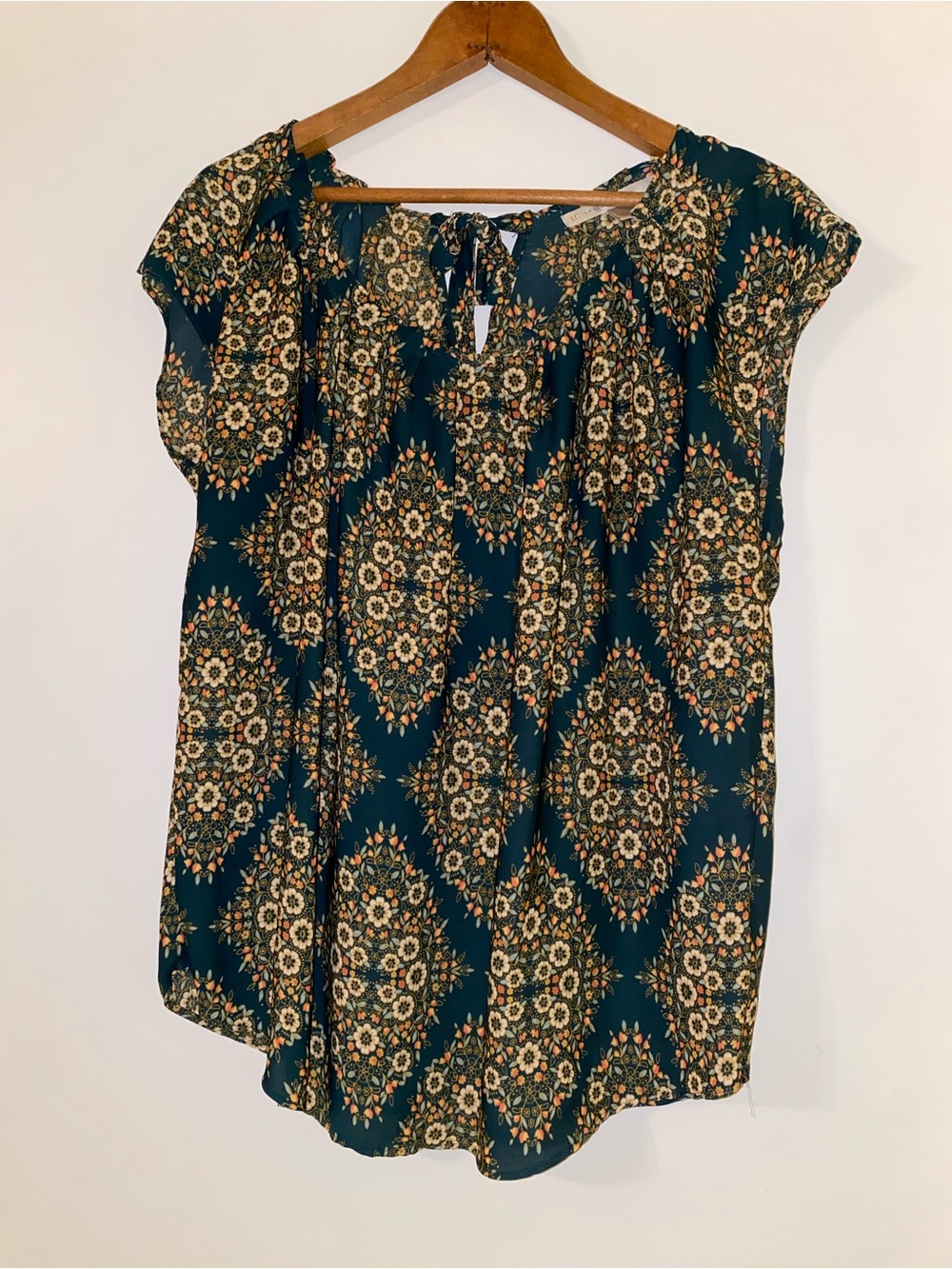LC Lauren Conrad Dark Green Floral Cap-Sleeve Blouse